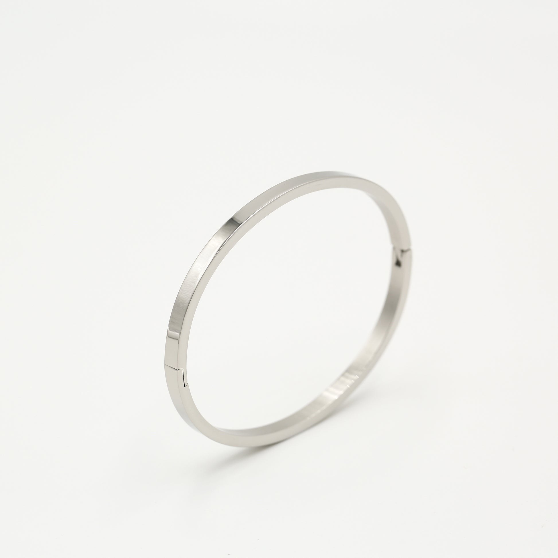 Gleam bangle